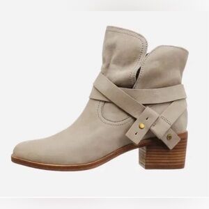 UGG Elora Taupe Nubuck Suede Booties